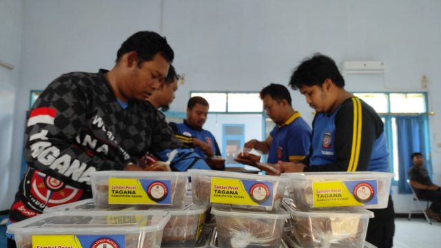Tagana Kabupaten Kediri Kirim Sambel Pecel 1,5 Kwintal ke Cianjur