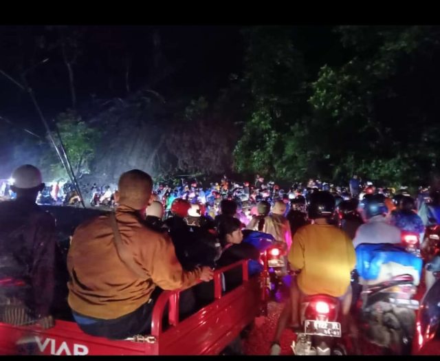 Lalin Jalur Gumitir Jember Berangsur Normal, Setelah 4 Jam Evakuasi Material Longsor