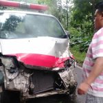 Pecah Ban, Ambulans Berlogo Partai Kecelakaan di Jalur Banyuwangi-Jember