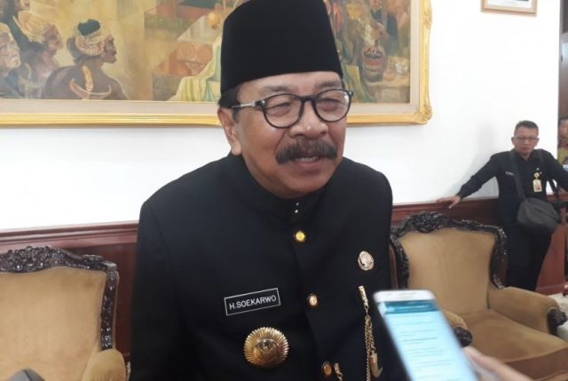 Pakde Karwo Dipanggil KPK Sebagai Saksi Kasus Suap Anggaran BK Provinsi Jatim