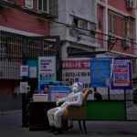 Kasus Covid China Melonjak Tinggi Lagi, Jalanan Beijing Sepi