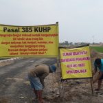 Lahan Sawah Belum Dilunasi Pengembang, Petani di Sidoarjo Ini  Demo Tunggal