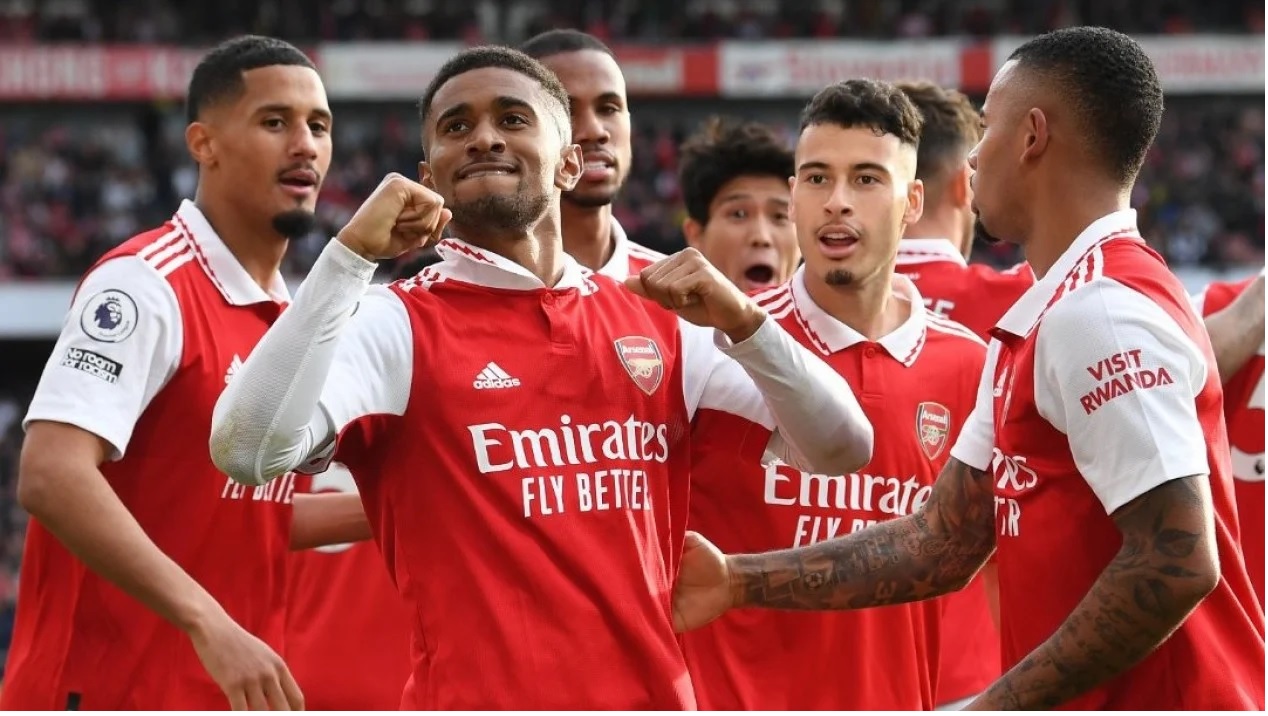 Jadwal Siaran Langsung Sepak Bola Malam Ini: ManCity, Liverpool, dan Arsenal