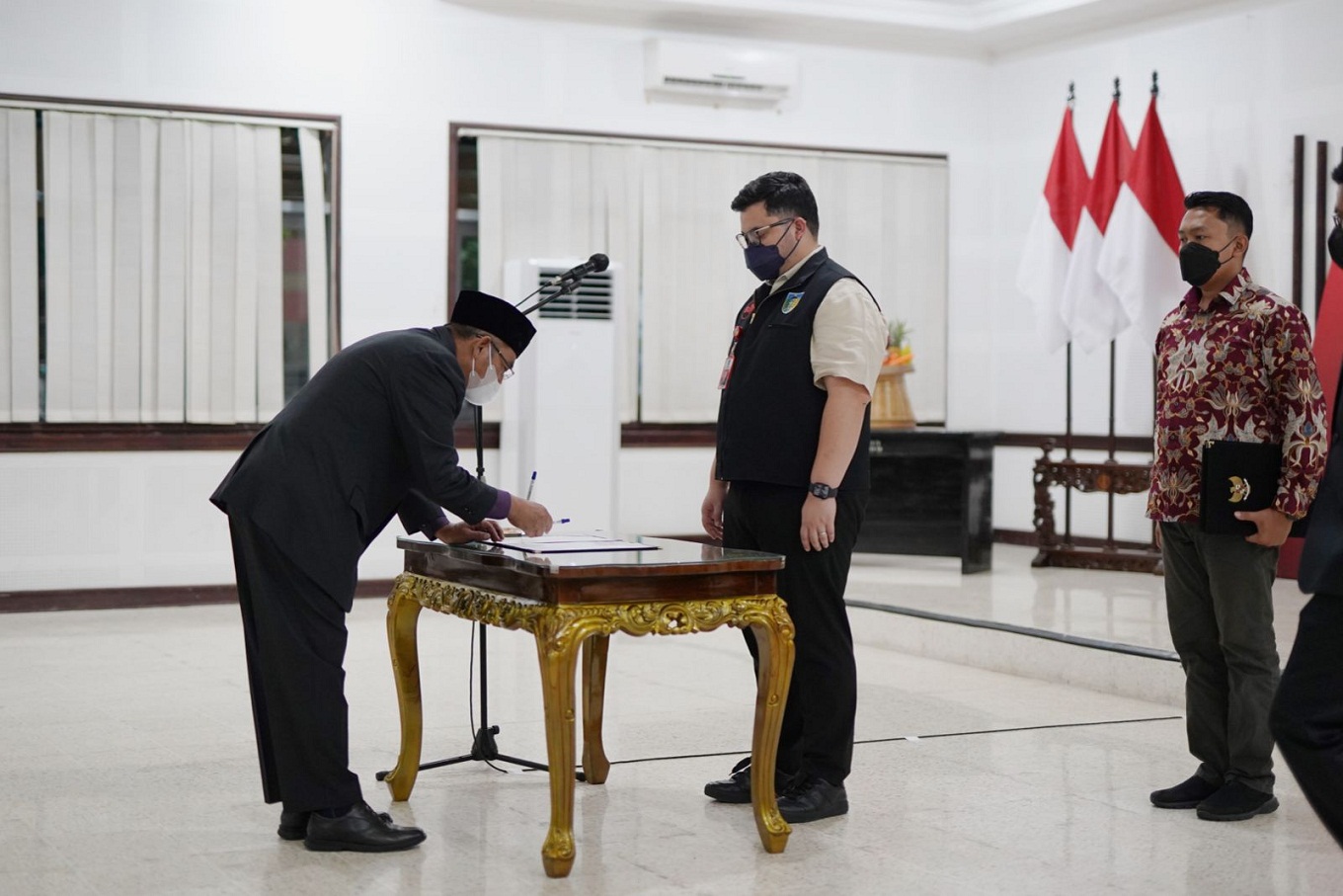 Lantik Direktur RS Kabupaten Kediri, Mas Dhito Berharap Pelayanan dan Ruang Pasien Ditingkatkan