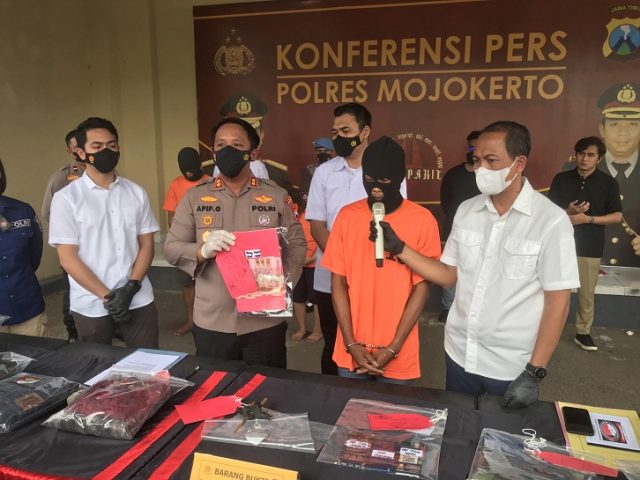 Kronologi Pembunuhan Karyawan Toko Gorden di Mojokerto, Tewas Dibunuh Teman Sekolah 