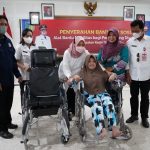 Berikan Alat Bantu Mobilitas, Mas Dhito Bangkitkan Semangat Penyandang Disabilitas