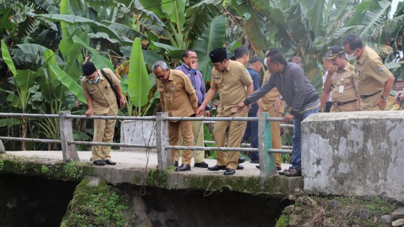 Wabup Jombang, Sumrambah Respon Cepat Rusaknya Jembatan Desa Sukodadi Kabuh
