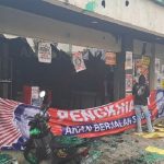 Demo Aremania Tuntut Usut Tuntas Tragedi Kanjuruhan di Kantor Arema FC Ricuh