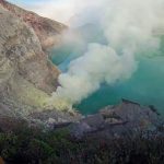 Waspada Gas Beracun Akibat Aktivitas Vulkanik Gunung Ijen Meningkat