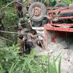 Terjepit Kabin, Sopir Truk Masuk Sungai di Blitar Berhasil Dievakuasi