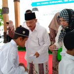 Dua Tahun Memimpin Situbondo, Bupati Karna Beri Tali Asih Ratusan Yatim Piatu