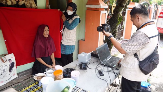Dispendukcapil Kediri Keliling Kampung Rekam KTP Elektronik Bagi Warga Disabilitas