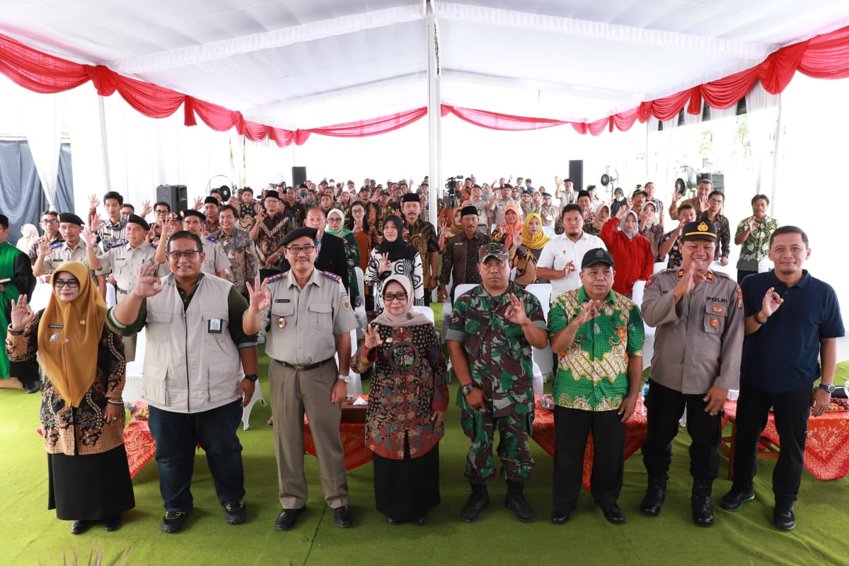 Bupati Jombang dan Kepala BPN Dukung Gerakan Masyarakat Pemasangan Tanda Batas