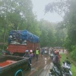 Jalan Raya Hutan Baluran Banjir, Jalur Pantura Situbondo Lumpuh