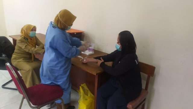 Menjelang Ramadhan, Satpol PP Pasuruan Amankan 8 Wanita Penghibur di Tretes