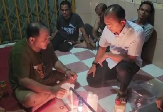 Lima Warga Pasuruan Dibekuk Polisi Saat Oplos Sabu di Dalam Toko