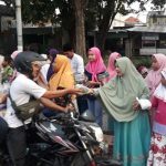 Pemkot Surabaya Larang Bagi Takjil Pakai Kresek, Langgar Kena Sanksi