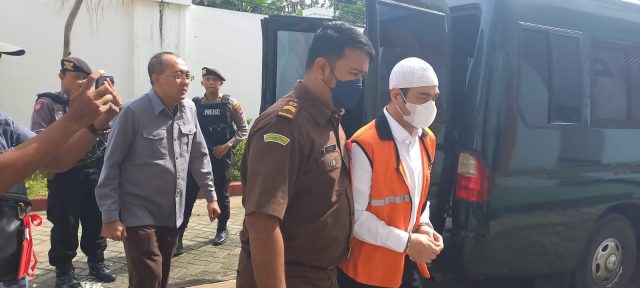 Hakim PN Kediri Tolak Eksepsi Ferry Irawan