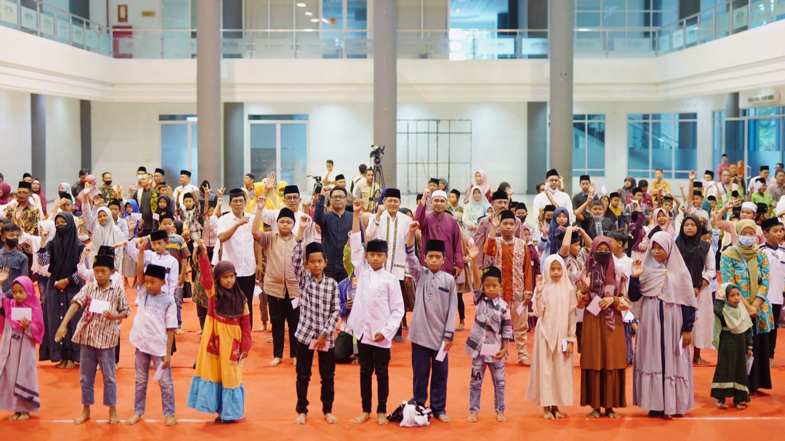 Ramadhan Berbagi, Pemkab Kediri Santuni Ribuan Anak Yatim