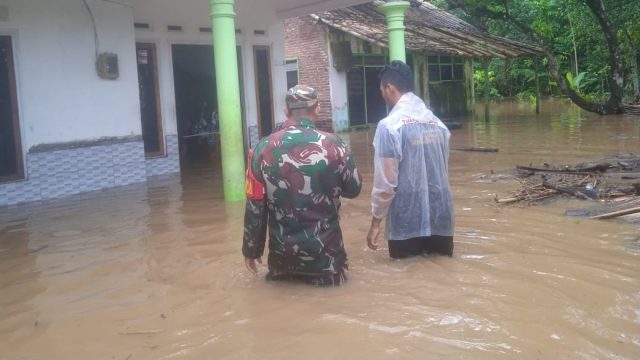 Hujan Deras, Ratusan Rumah di Jember Terendam Banjir