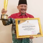 Bupati Karna Suswandi Menerima Penghargaan PPD Kategori Terbaik II Jatim 