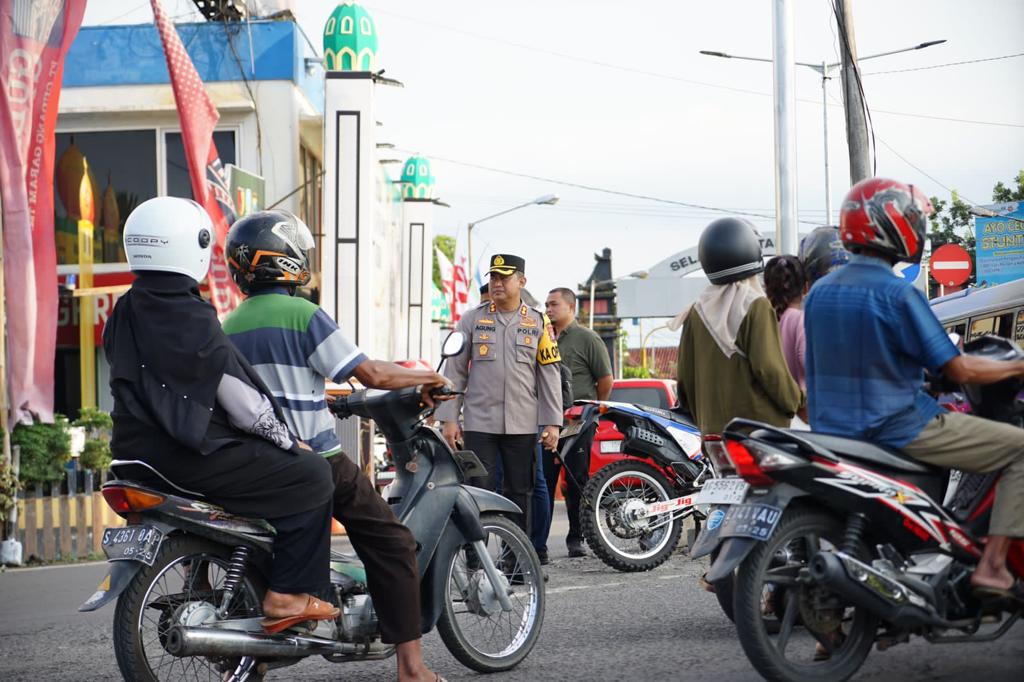 Arus Lalin di Simpang Mengkereng Kediri, Meningkat