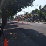 Dinas PUPR Jombang Lapisi Aspal Jalan Wahid Hasyim, Biar Makin Mulus