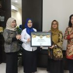 RSUD Jombang Raih Penghargaan Peringkat 1 Rumah Sakit Tipe B Berkomitmen