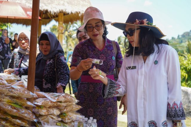 Kembangkan Program Puspa Aman, TP PKK Kabupaten Kediri Studi Tiru ke Bali