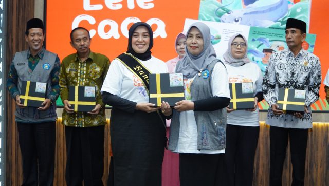 Buku Kolam Lele Caca, Penyumbang Literasi Anak Lamongan