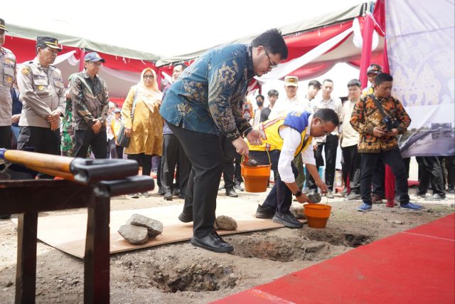 Bupati Kediri Targetkan Tahun 2024 Jembatan Jongbiru Penghubung Jalan Tol Bisa Dilewati