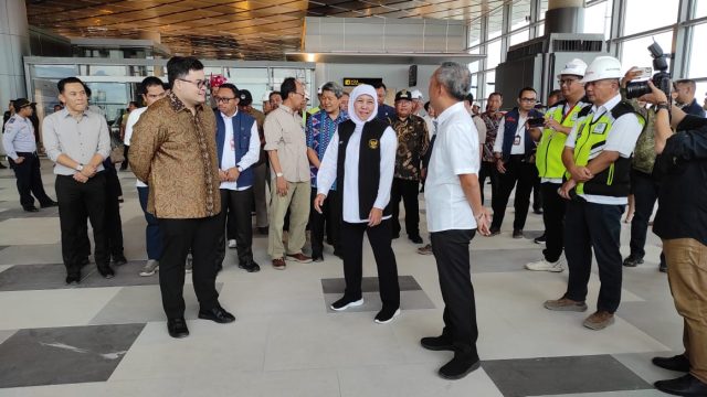 Gubernur Khofifah Tinjau Kesiapan Operasional Bandara Internasional Dhoho