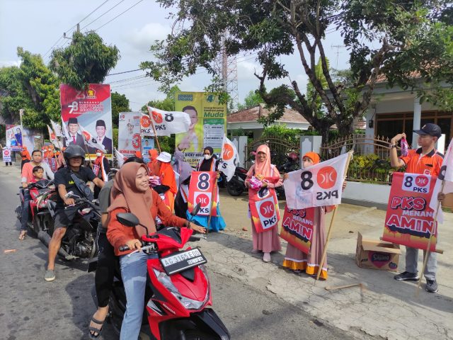 DPD PKS Kediri Gelar Kampanye Flashmob Janjikan Pangan Murah Lapker Gampang