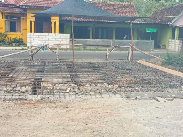 Pembangunan Jembatan Desa Loceret Nganjuk Tidak Pasang Papan Nama, Begini Reaksi dewan