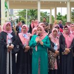 Tawadhu’ Pimpinan, Ribuan Muslimat NU Lamongan Berangkat ke Stadion GBK Jakarta