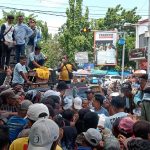 Kampanye Masif Prabowo-Gibran di Lamongan, Pilar 08 Bagikan Kaos, Alat Tulis dan Nasi Kotak