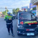 Antisipasi Kecelakaan, Polantas Polres Situbondo Razia Mobil Bak Terbuka 