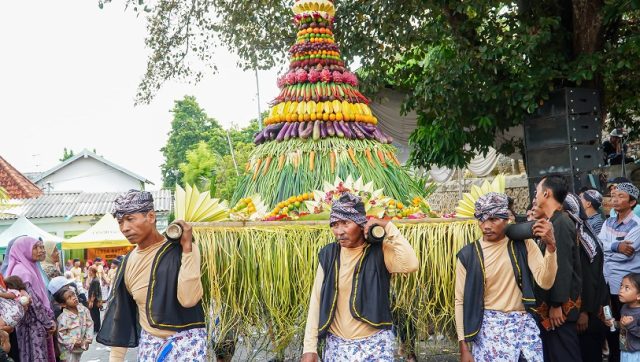 Festival Ruwatan Sendangdhuwur, Lestarikan Budaya Lamongan