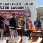 KPU Lamongan Musnahkan 1.852 Surat Suara Rusak Tidak Terpakai