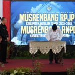 Pj Bupati Hadiri Pleno Musrenbang RPJPD Kabupaten Nganjuk Tahun 2025-2045 dan RKPD Tahun 2025
