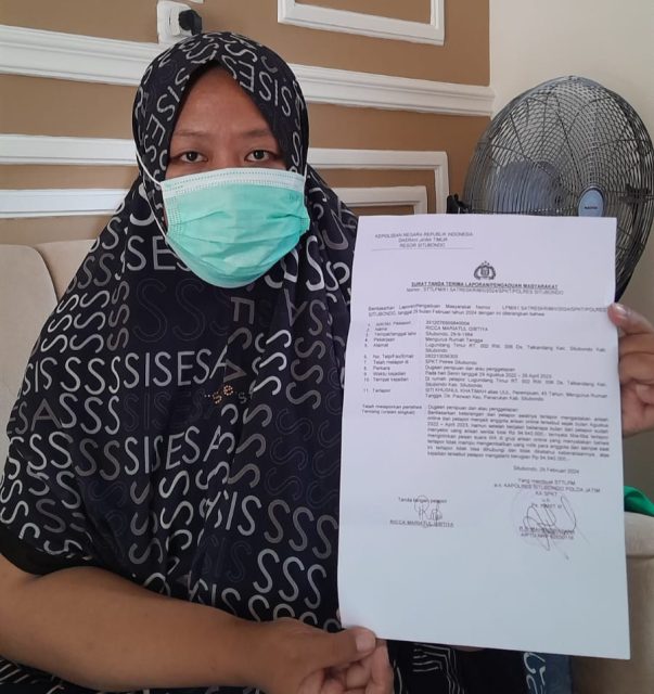 Mengaku Jadi Korban Arisan Oline Rp94 juta, Emak-emak Situbondo Lapor Polisi 