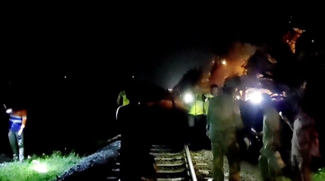 Tertabrak Kereta Api di Lamongan, Pejalan Kaki Asal Tuban Meninggal