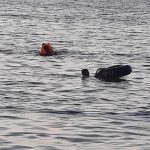 Tiga Wisatawan Tenggelam di Pantai Pasir Putih Situbondo Berhasil Diselamatkan Petugas Satpolairud