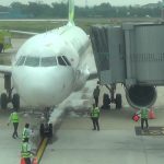 Pesawat Citilink Mendarat Perdana di Bandara Dhoho Kediri, Disambut Water Salute