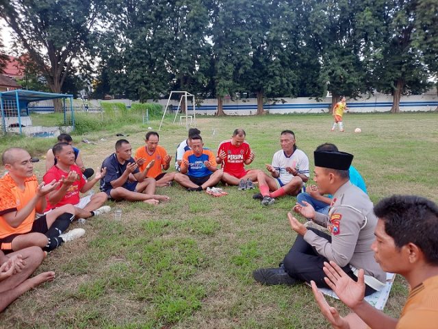 Askab PSSI dan Komunitas Sepak Bola Situbondo, Gelar Doa Bersama untuk Timnas U-23 