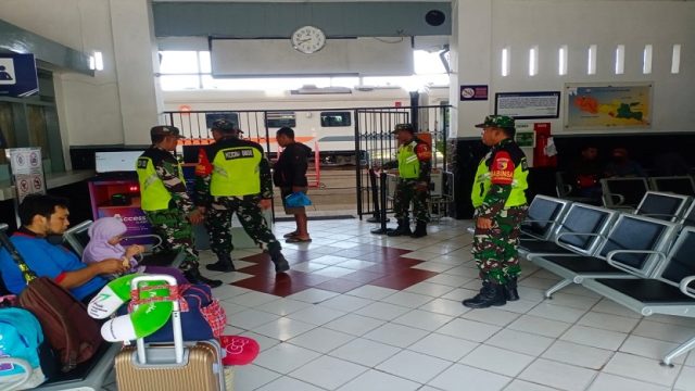 Arus Balik Libur Hari Raya Idul Fitri di Lamongan, Personel TNI-Polri Disiagakan