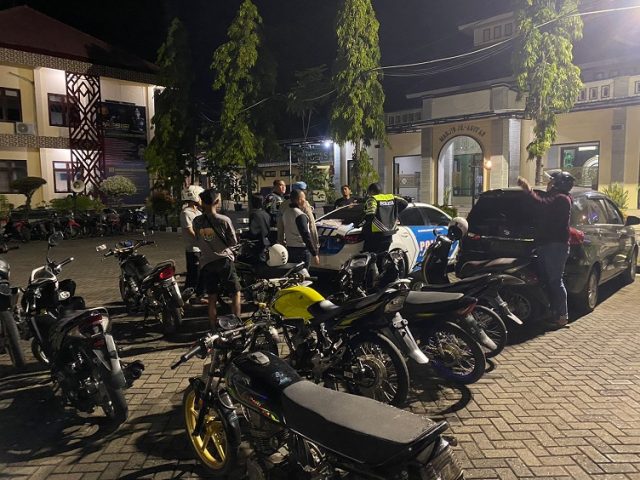 Razia Balap Liar, Polres Situbondo Amankan Belasan Unit Motor Protolan 