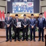 Dewan Serahkan Rekomendasi LKPJ Bupati Jember 2023