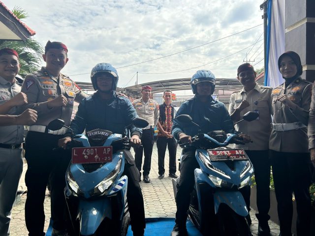 Motor Samsat Dulur, Inovasi Jemput Bola Pembayaran Pajak Kendaraan di Surabaya