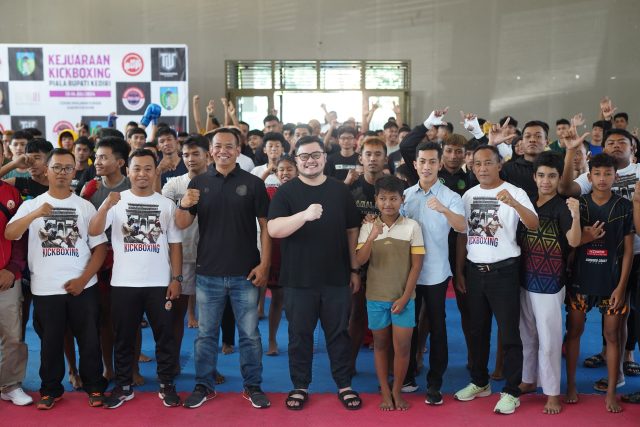 Mas Dhito Sampaikan Pesan Ini pada Ajang Kejuaraan Kickboxing Piala Bupati Kediri 2024